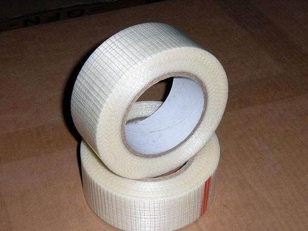 Các nhà sản xuất băng sợi giới thiệu cho bạn các đặc điểm và lợi thế của băng sợi thủy tinh